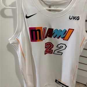 Nike White Miami Heat Swingman Jersey